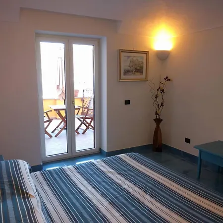 Conte - S. Angelo Bay Hotel Serrara Fontana