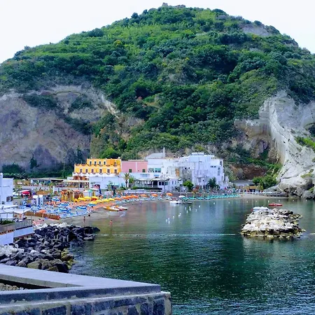 Conte - S. Angelo Bay
