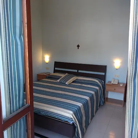 Conte - S. Angelo Bay Hotel 3*